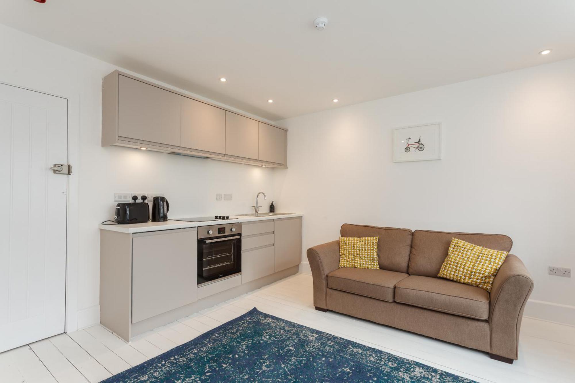 Dale House - Vivre Retreats Apartment บอร์นมัธ ภายนอก รูปภาพ