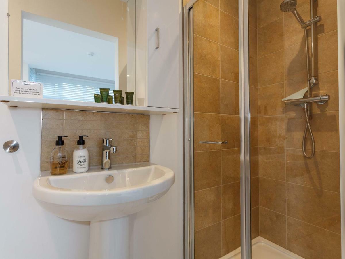 Dale House - Vivre Retreats Apartment บอร์นมัธ ห้อง รูปภาพ